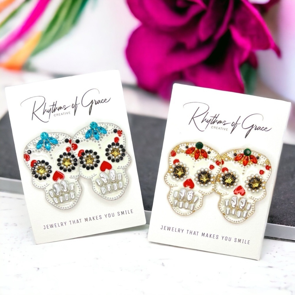 NWT Sugar Skull Earrings - Rhinestone Halloween  and Dia De Los Muertos Jewelry - Picture 6 of 8